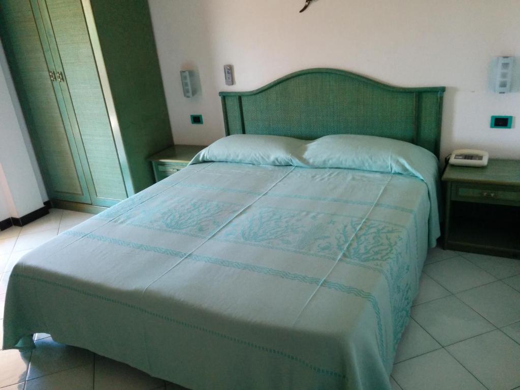 Hotel Blu Marlin Виласимиус Стая снимка
