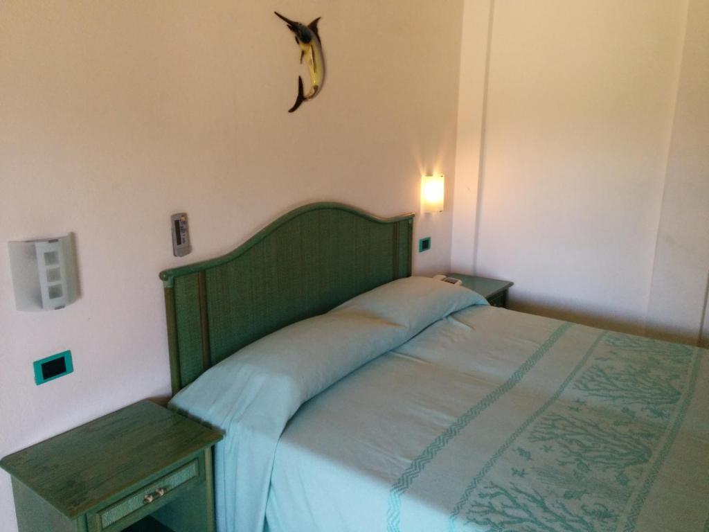 Hotel Blu Marlin Виласимиус Екстериор снимка